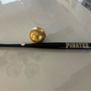 Pittsburgh Pirates Mini Black Baseball Bat with Gold Baseball.